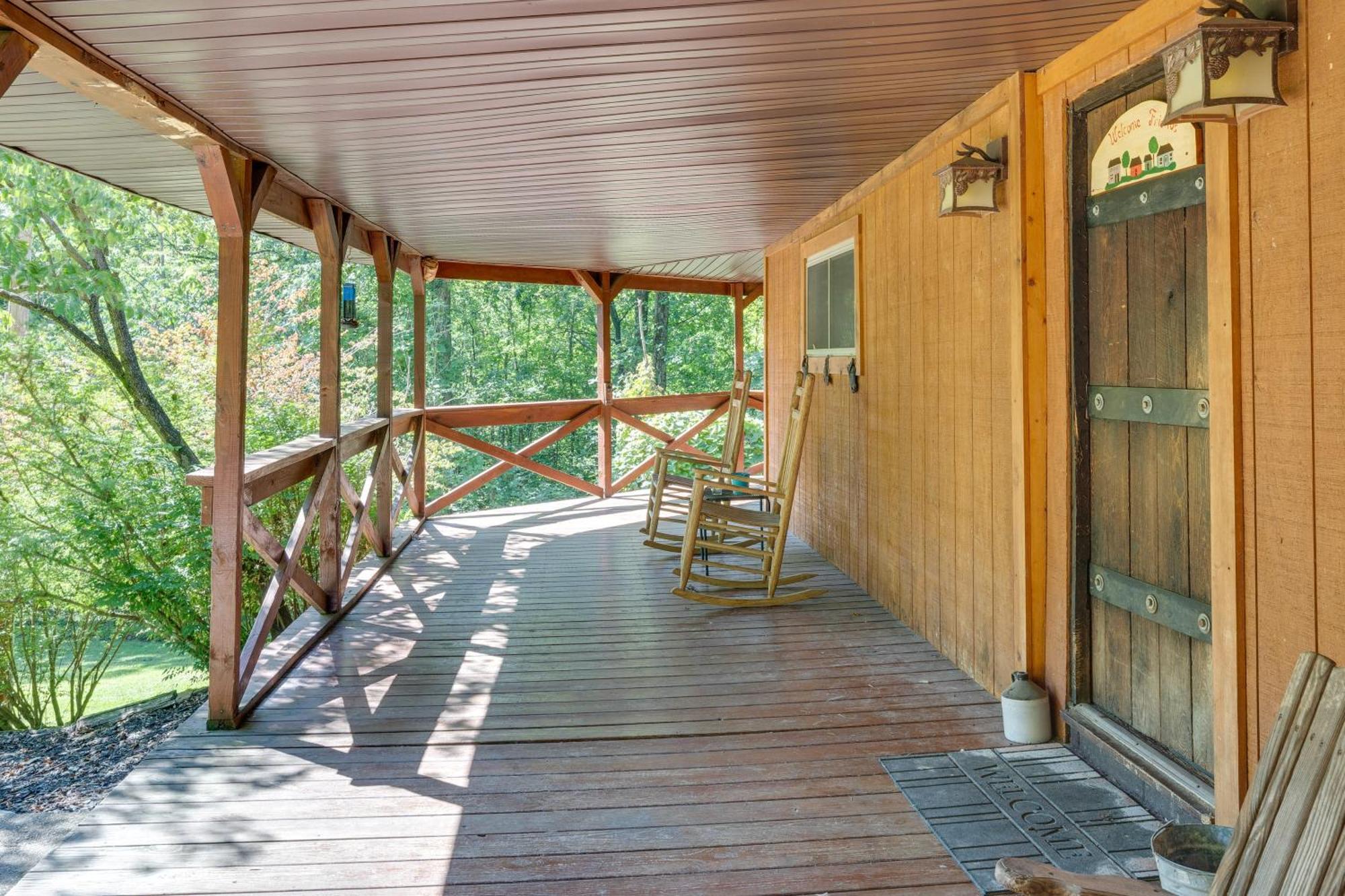Вілла French Lick Getaway With Deck, Grill And Fire Pit! Екстер'єр фото